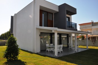 ** DETACHED VILLA 700 METERS FROM THE BEACH IN GUZELÇAMLI **