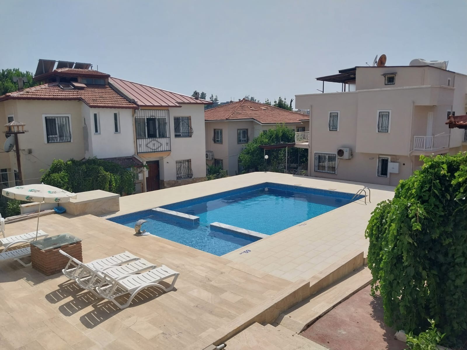 EINE NICHT VERPASSTE GELEGENHEIT VILLA MIT POOL IM MEER DER FRAUEN