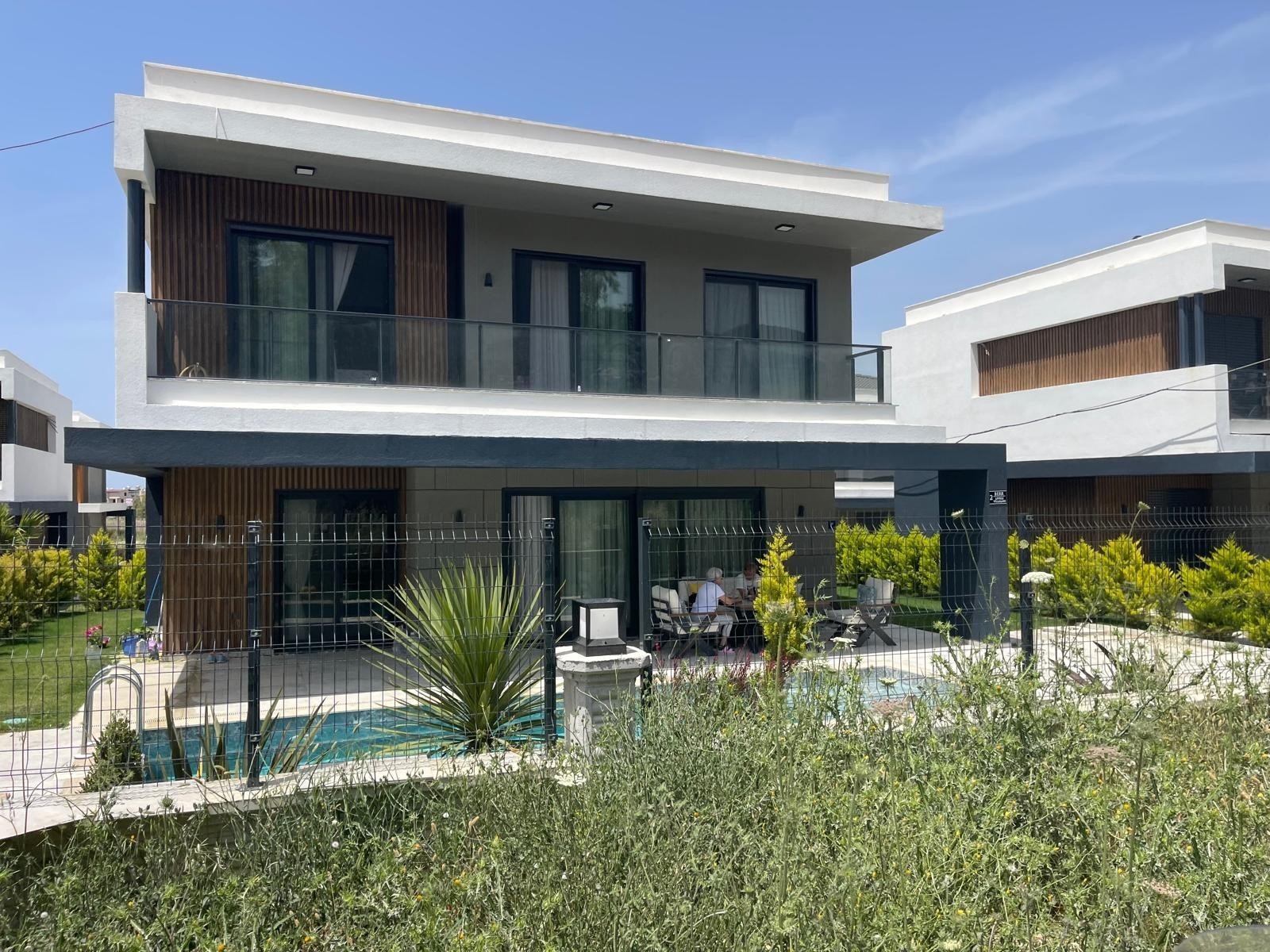 Güzelçamlı&#039;da 3+1 Özel Havuzlu Tek Müstakil