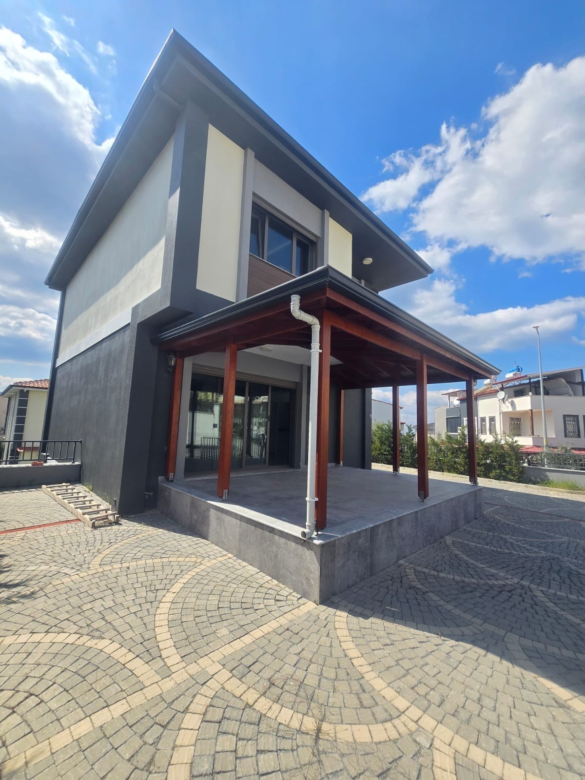 "Komfortable und freistehende 4+2-Villa in Soğucak, auf einem 305 m² großen Grundstück" 🌟