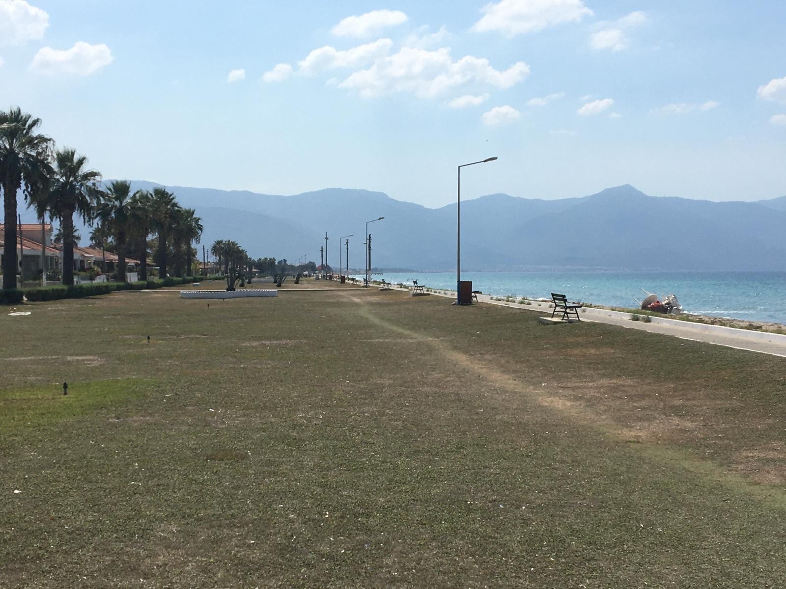 SOMMERHAUS AM MEER IN KÜSTENANLAGE