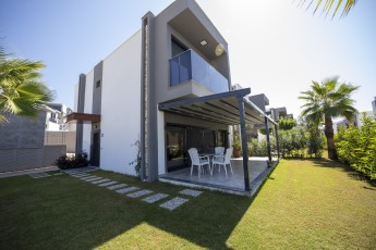 3+1 STUNNING VILLA WITH A DETACHED GARDEN IN KARAOVA....