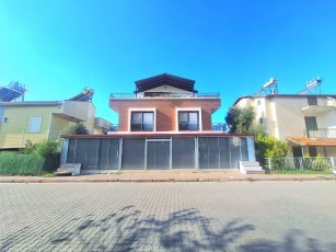 Davutlar Sahilinde 4+2 Villa – Denize 100 Metre!