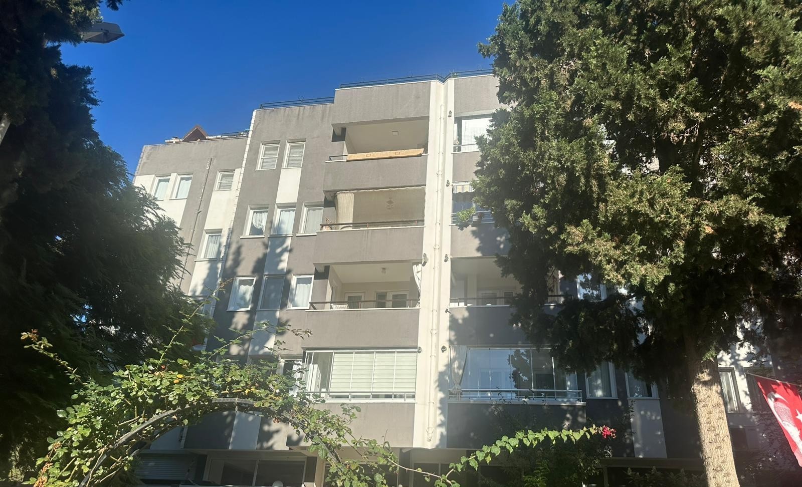 🏡 Große 2+1-Zimmer-Wohnung mit geschlossener Küche und Gasanschluss