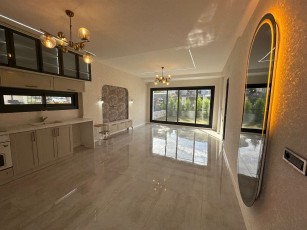 Kadınlar Denizi'nde 4+1 Tek Müstakil Sıfır Villa