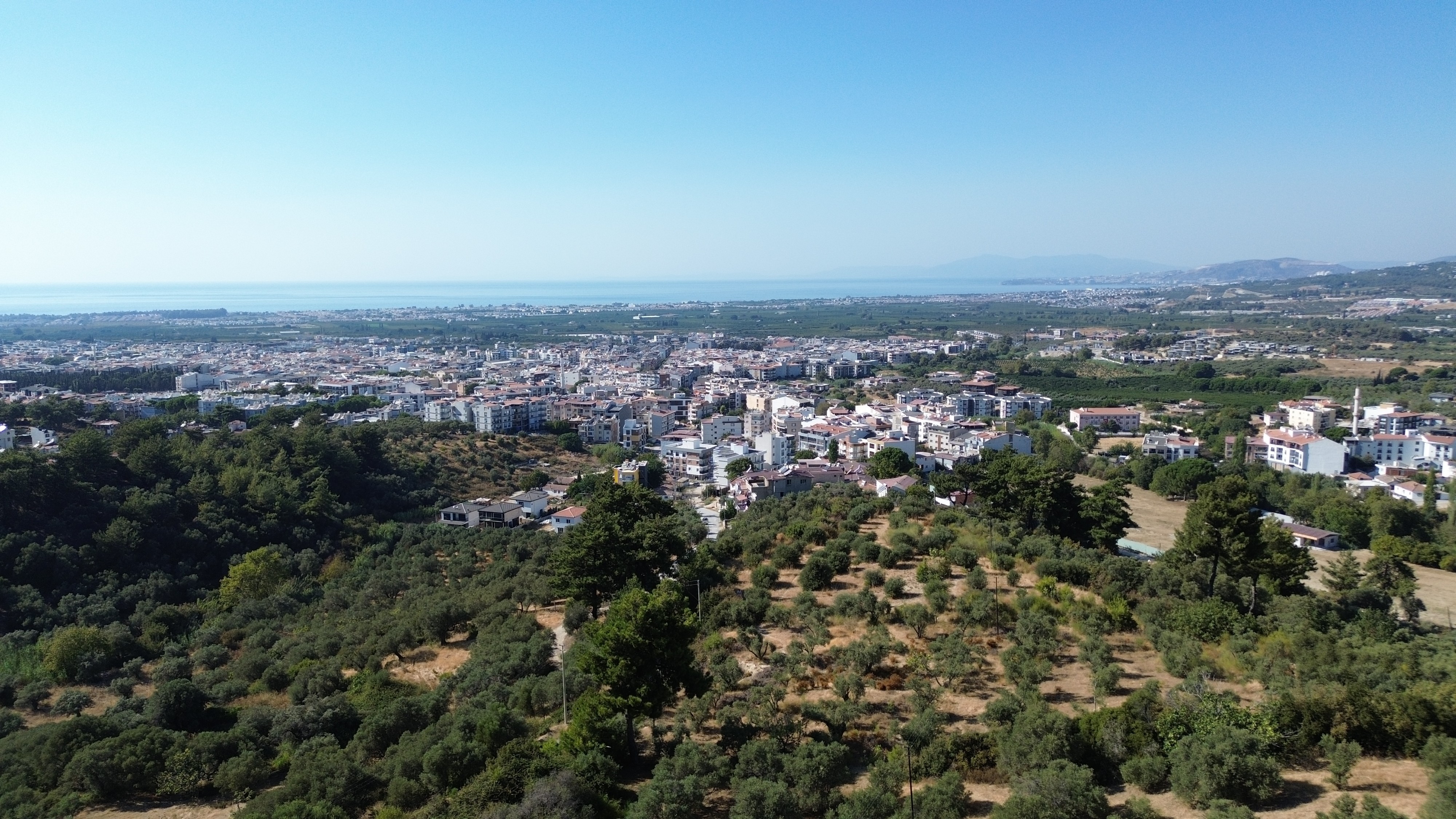 9,050 m² plot of land zoned for villa construction in Soğucak.