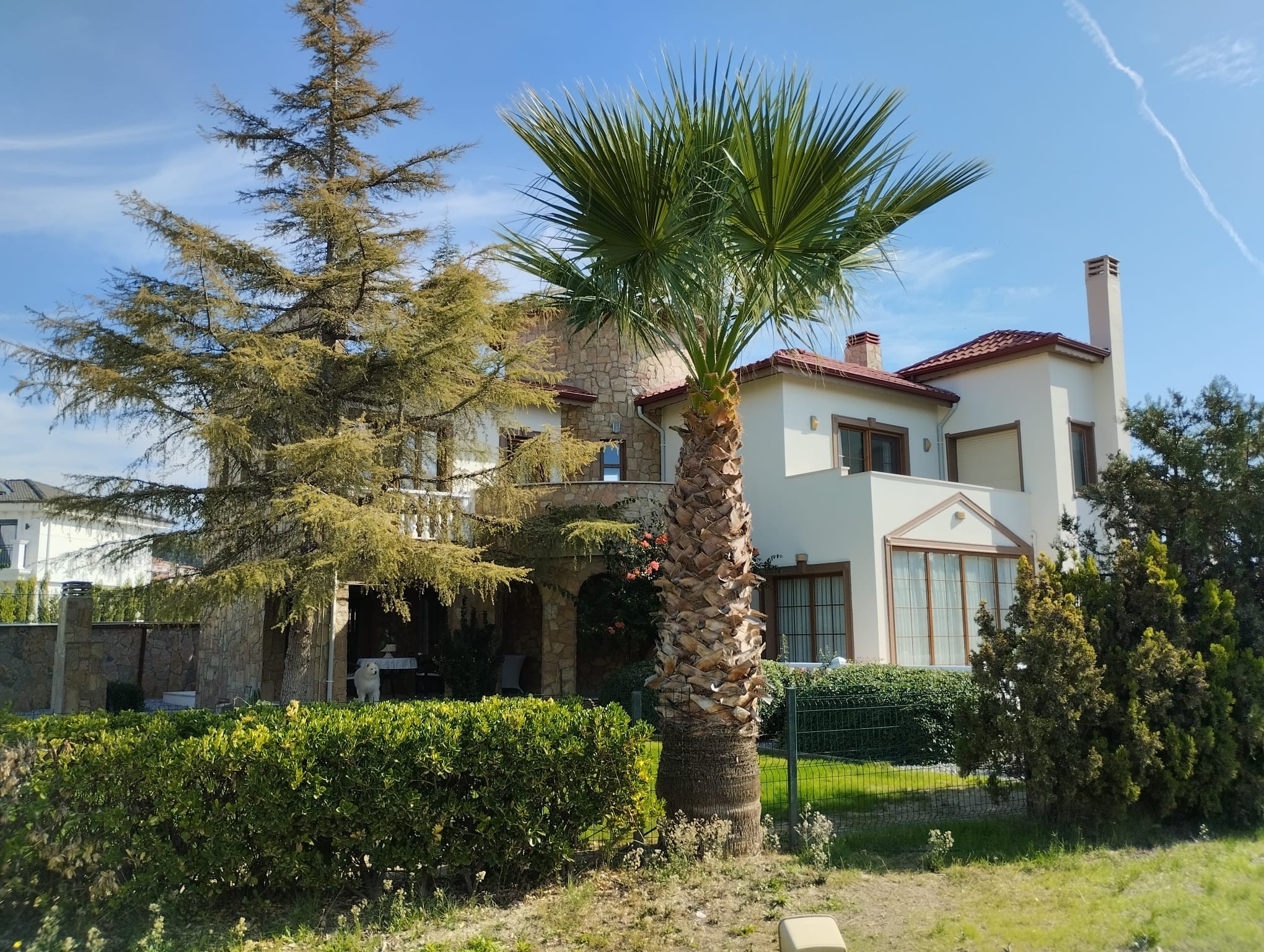 Villa mit Meerblick und großzügigem Garten in Soğucak - Keine weiteren Renovierungsarbeiten erforderlich