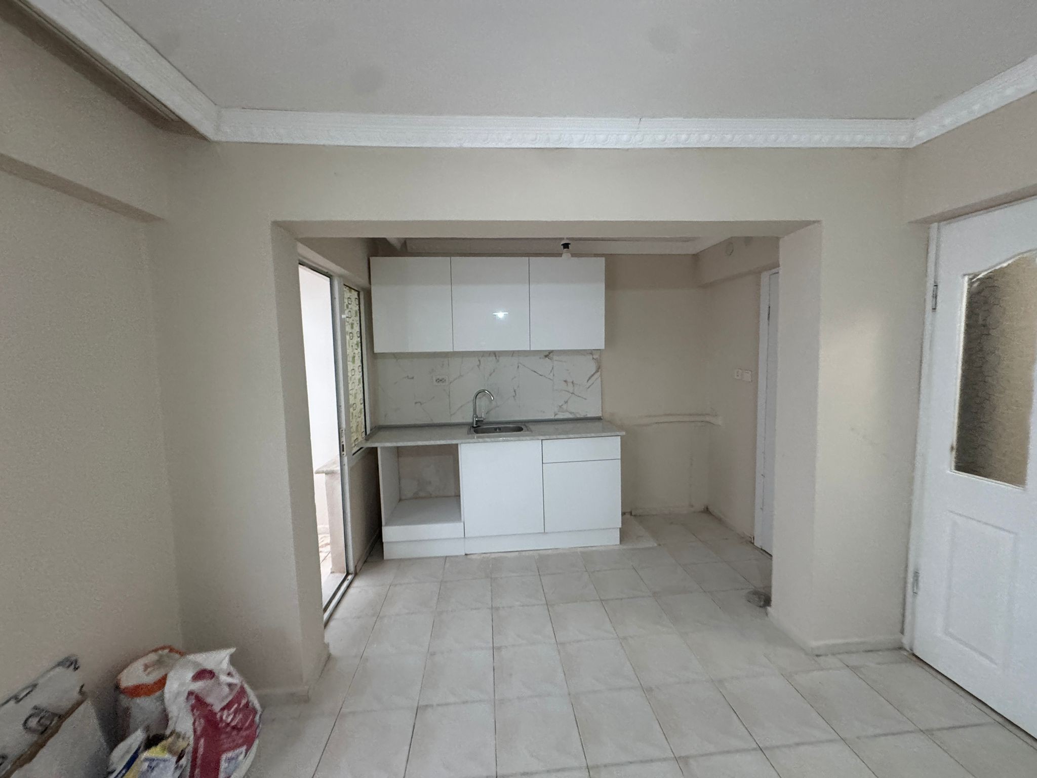 Kuşadası Türkmen Mahallesi'nde 2+1 Daire