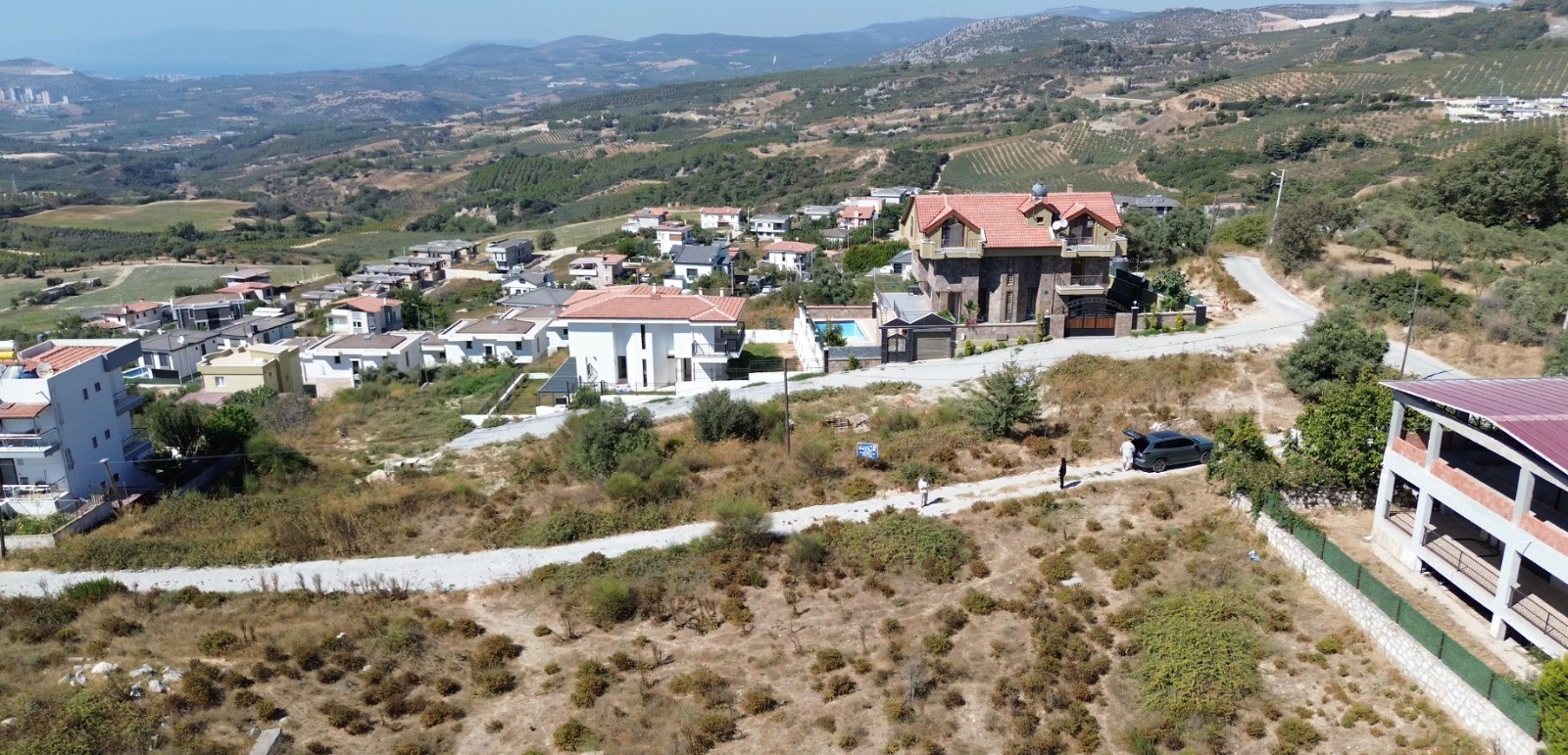 2 Side-by-Side Building Plots in Yaylaköy