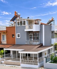 ⭐ Kadınlar Denizi'nde Full Yenilenmiş Masrafsız 3+1 Triplex Villa