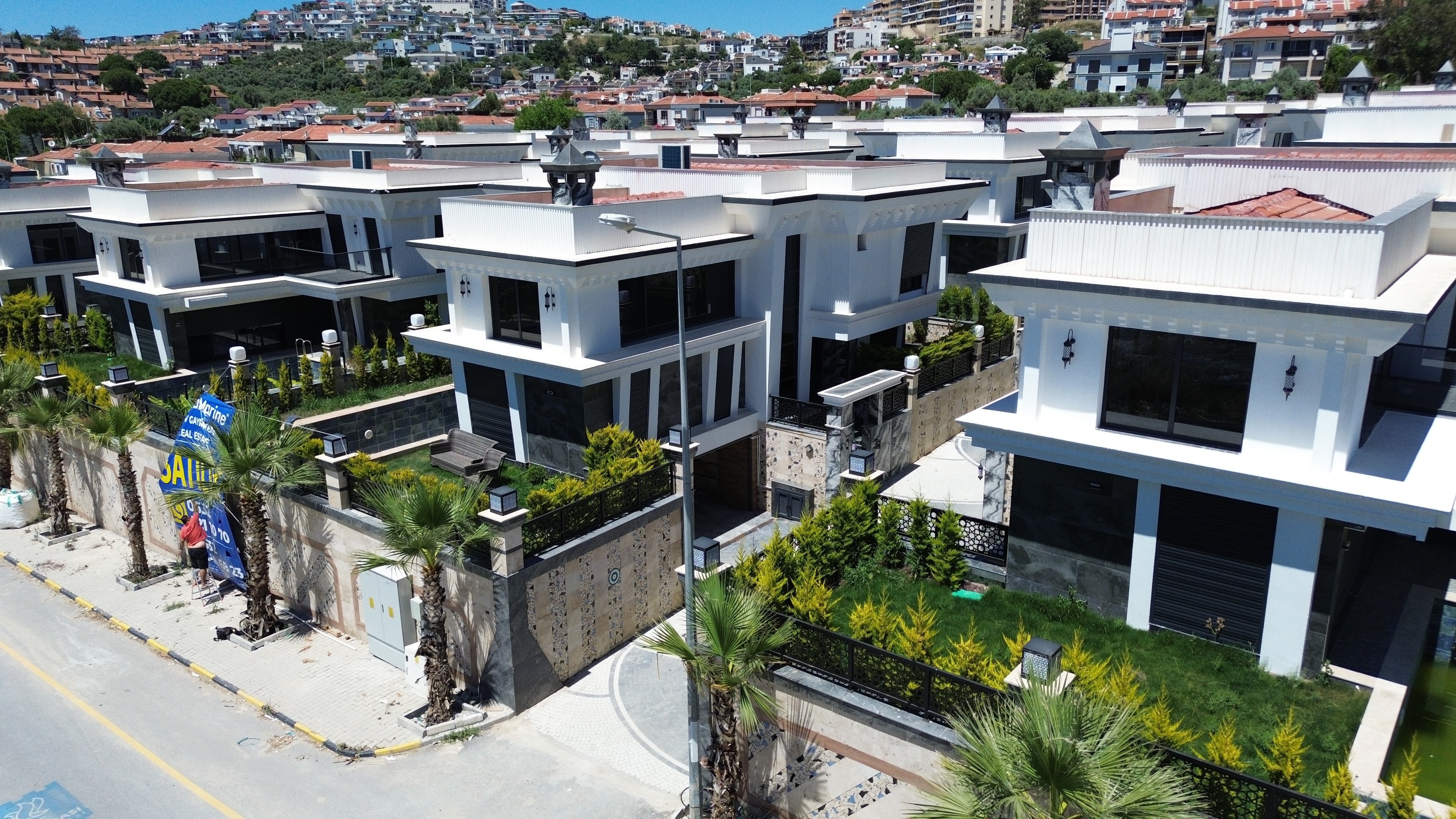 Kadınlar Denizi'nde Havuzlu, Hamamlı, Saunalı Lüks 4+1 Müstakil Villa
