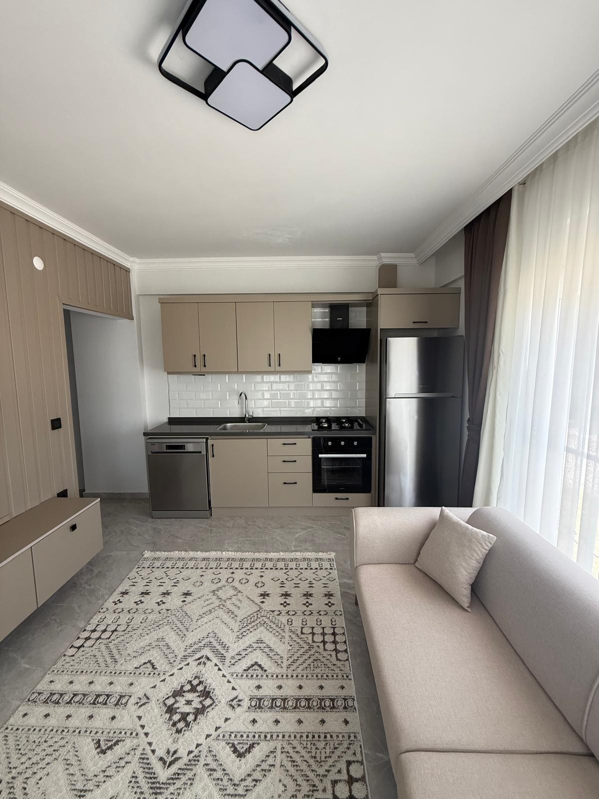 🏡 Davutlar'da Havuzlu Sitede Bahçeli 1+1 Fırsatı! ✨