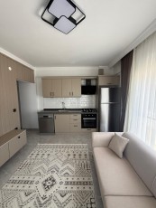 🏡 Davutlar'da Havuzlu Sitede Bahçeli 1+1 Fırsatı! ✨