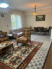 Merkezde Doğalgazlı Eşyalı 3+1 Kiralık Daire