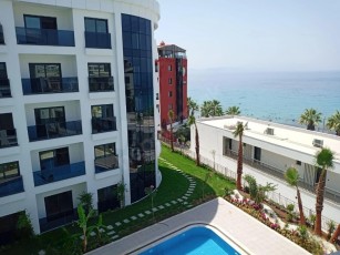 Kadınlar Denizi'nde Denize 20 Metre Mesafede 1+1 Daire