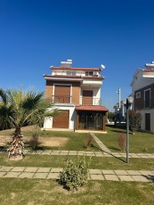 Güzelçamlı'da Denize 900 Metre 4+1 Tek Müstakil Villa
