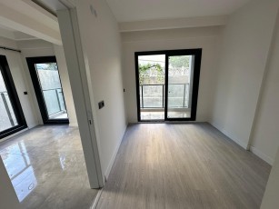 Kadınlar Denizi'nde 1+1 Sıfır Daire