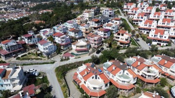 5+2 Triplex Villa with Sea View from Every Floor