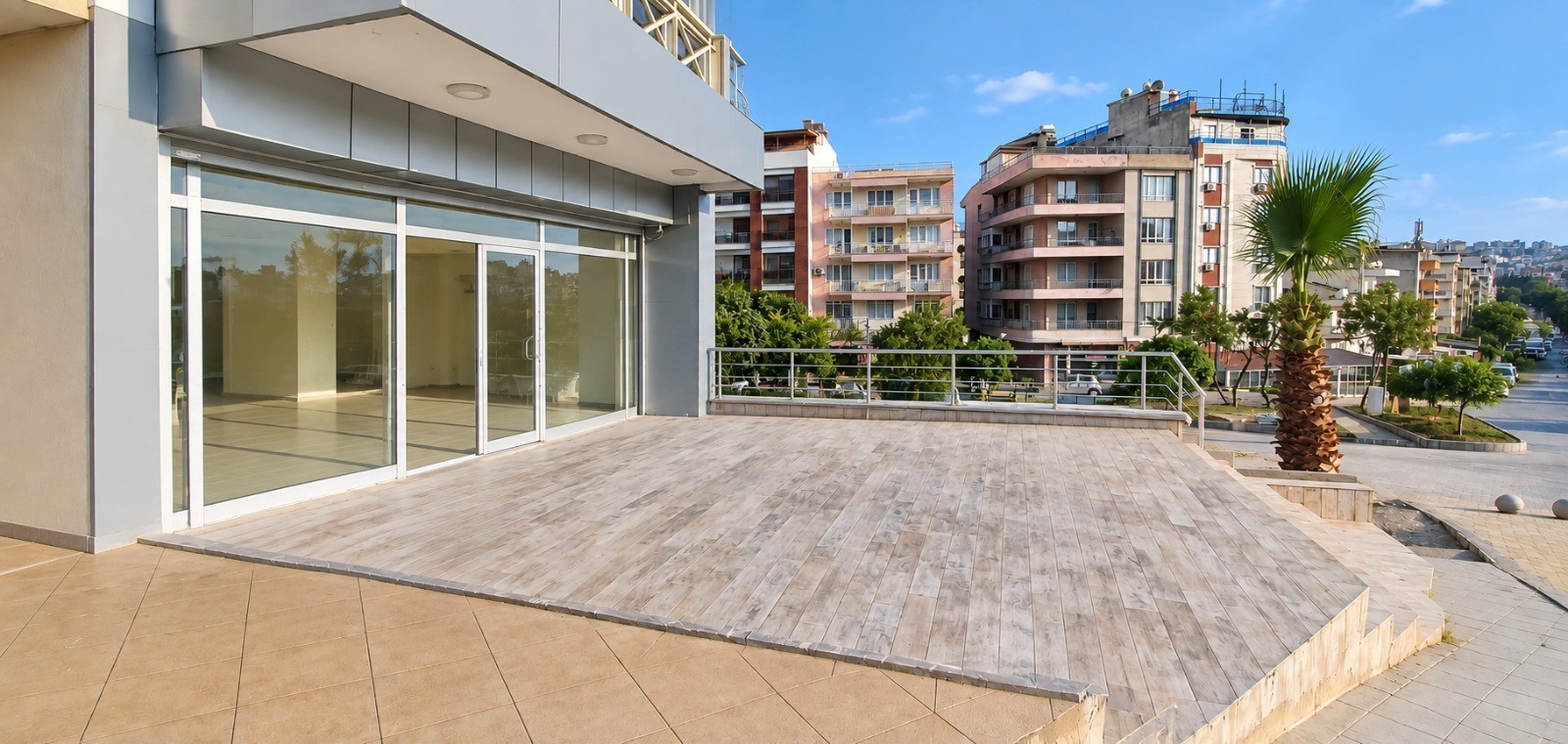 İşlek Konumda 214 m² Yüksek Kira Getirili Ticari Mülk