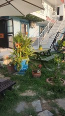 Kuşadası Kuştur'da Havuz Başında Satılık 1+1 Villa