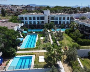 Soğucak'ta Havuzlu 2+1 Eşyalı Daire